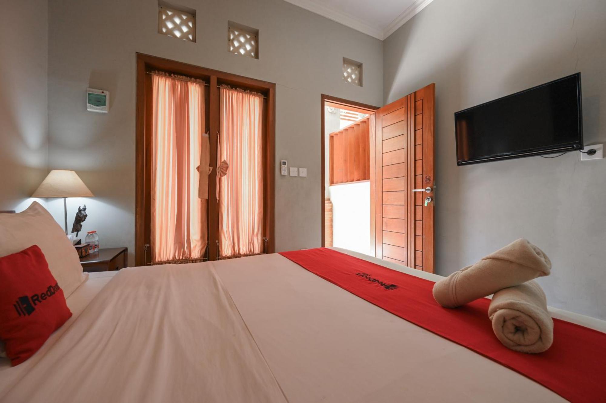 Reddoorz Near Mertasari Beach 2 Pesanggaran Extérieur photo